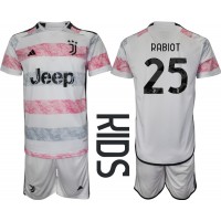 Koszulka piłkarska Juventus Adrien Rabiot #25 Strój wyjazdowy dla dzieci 2023-24 tanio Krótki Rękaw (+ Krótkie spodenki)